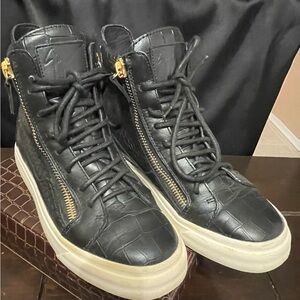 Giuseppe Zanotti Black Leather Crocodile Style with Gold Zippers
